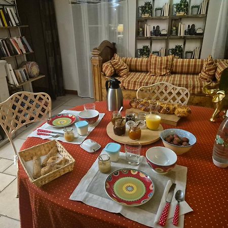 Bed and Breakfast L'Escale La Jarrie Esterno foto